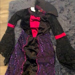 Halloween costume size girls large 12-14